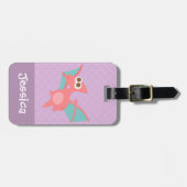 かわいいピンクのプテロダクチル恐竜の少女紫 ラゲッジタグ (正面横)