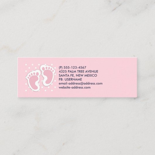 かわいいピンクのベビーガールの足跡 スキニー名刺 (裏面)