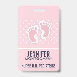 かわいいピンクのベビーガールの足跡 バッジ