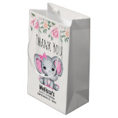 かわいいピンクのベビーゾウとバラ赤ちゃんシャワー スモールペーパーバッグ (裏面アングル)