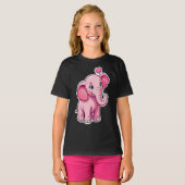 かわいいピンクのベビーゾウと恋 Tシャツ (正面フル)