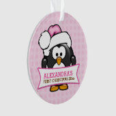 かわいいピンクのペンギンの赤ちゃんの1stクリスマス オーナメント (正面)