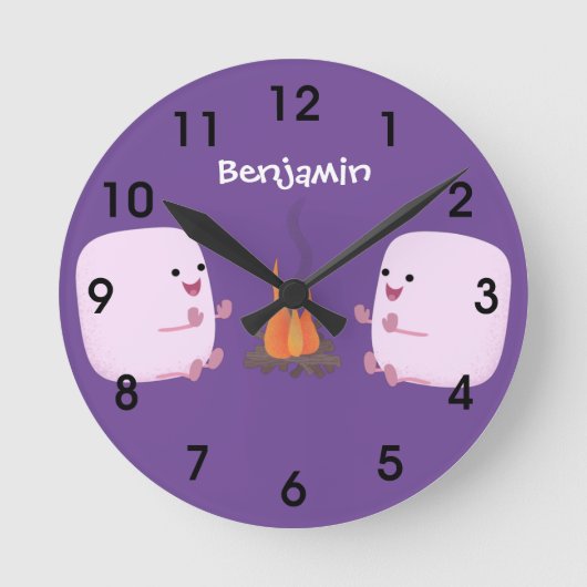 かわいいピンクのマシュマローズバイキャンプファイア漫画 ラウンド壁時計 (正面)