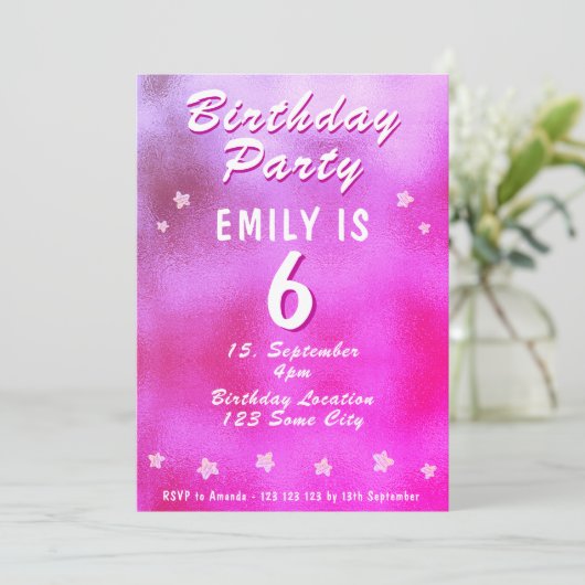 かわいいピンクのメタリックフォイルスターガーリー誕生日 招待状 (スタンド正面)
