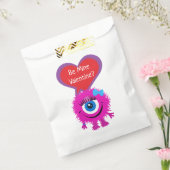 かわいいピンクのモスターバレンタイン フェイバーバッグ (封をした状態)