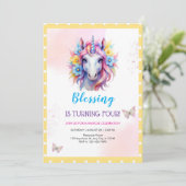 かわいいピンクのユニコーンの子ども4歳の誕生日 招待状 (スタンド正面)