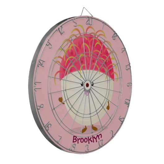 かわいいピンクのランブタン漫画イラストレーション ダーツボード (正面左)