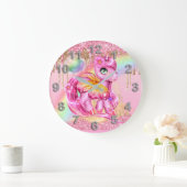 かわいいピンクの一角蝶の翼虹のグリッター ラージ壁時計 (ホーム)