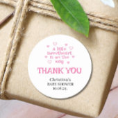 かわいいピンクの女の子の赤ちゃんシャワークラシックラウンドステッカー ラウンドシール