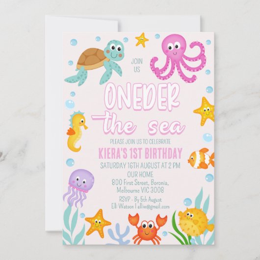 かわいいピンクの女の子オンダザシーの最初の誕生日 招待状 (正面)