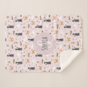 かわいいピンクの子ネコ猫の柄と名前の子ども シェルパブランケット (正面(横))