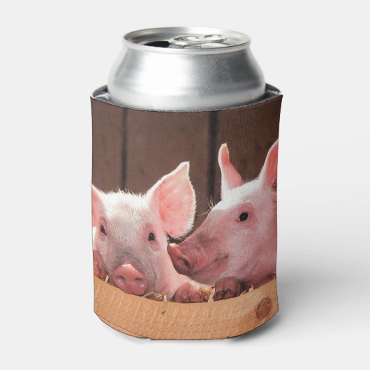 かわいいピンクの子豚の動物写真 缶クーラー (缶正面)