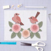 かわいいピンクの愛鳥と花のバラ 薄葉紙 (クラフト)