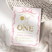 かわいいピンクの格子模様のワイルドフラワーいくつかのバニー1歳の誕生日 招待状