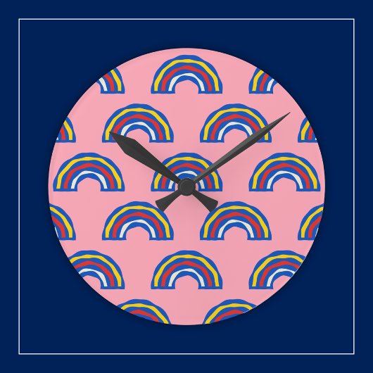 かわいいピンクの楽しいレトロ80年代の原色の虹 ラウンド壁時計