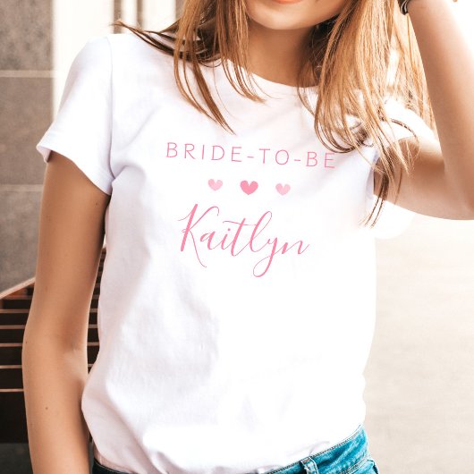 かわいいピンクの水彩ラブハーツ 花嫁 Tシャツ
