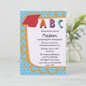 かわいいピンクの男の子の幼稚園の卒業の招待状 招待状 (スタンド正面)