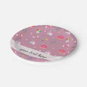 かわいいピンクの絵文字の一角猫が花の棒つきキャンデー ペーパープレート (アングル)