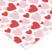 かわいいピンクの赤斑点ハートパターン ショートテーブルランナー (コーナー)