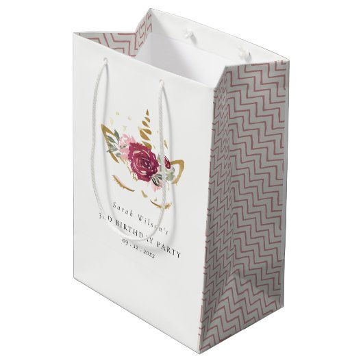 かわいいピンクの金ゴールドフローラユニコーン任意の年齢誕生日 ミディアムペーパーバッグ (裏面アングル)