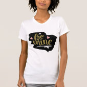 かわいいピンクは私のバレンタインデー愛好家のハート Tシャツ (正面)