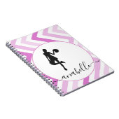 かわいいピンクガールチアリーダー応援チーム名トレンディー ノートブック (右側)