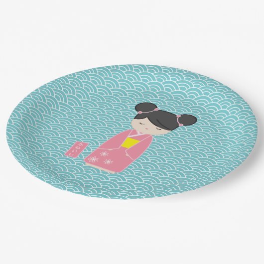 かわいいピンクコケシ ペーパープレート (アングル)