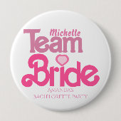 かわいいピンクチームブライドタイポグラフィ 缶バッジ (正面)