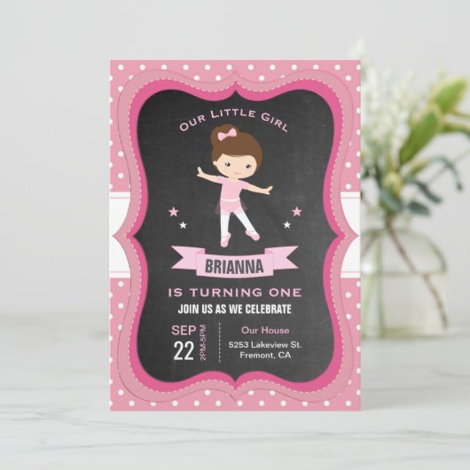 かわいいピンクツチガールバレリーナ最初の誕生日パーティー 招待状 (スタンド正面)
