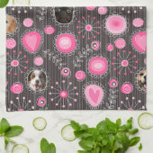 かわいいピンクハートとフラワードッグ母フォトコラージュ キッチンタオル (折り畳み)