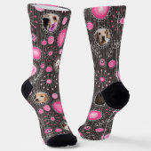 かわいいピンクハートとフラワードッグ母フォトコラージュ ソックス (傾斜あり)