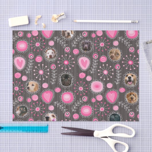 かわいいピンクハートとフラワードッグ母フォトコラージュ 薄葉紙 (クラフト)