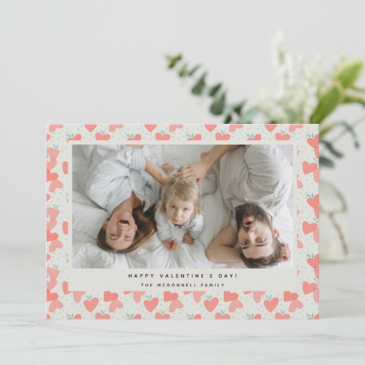 かわいいピンクハートフォトハッピーバレンタインデー シーズンカード (スタンド正面)