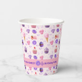 かわいいピンクパープルスイートワンガールズ誕生日 紙コップ (裏面)