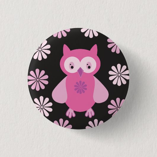 かわいいピンクフクロウ 缶バッジ (正面)