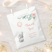 かわいいピンクフローラバラゾウ女の子ベビーシャワー フェイバーバッグ (クリップ留めされた状態)