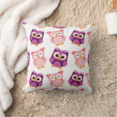 かわいいピンク色の紫ガーリーフクロウ模様 クッション (ブランケット)