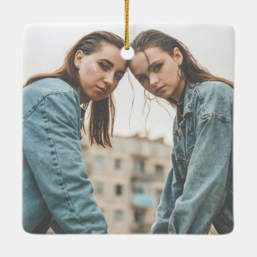 かわいいピンク2枚の写真スノーフォール最高のフレンズの写真 セラミックオーナメント (裏面)