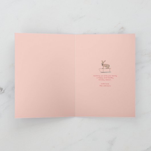 かわいいピンク&グリーンの女の子とウサギ雪の風景 シーズンカード (内部)