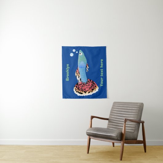 かわいいファンシーグッピーの熱帯魚の漫画 タペストリー (インサイチュ)