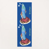 かわいいファンシーグッピーの熱帯魚の漫画 ヨガマット (正面)