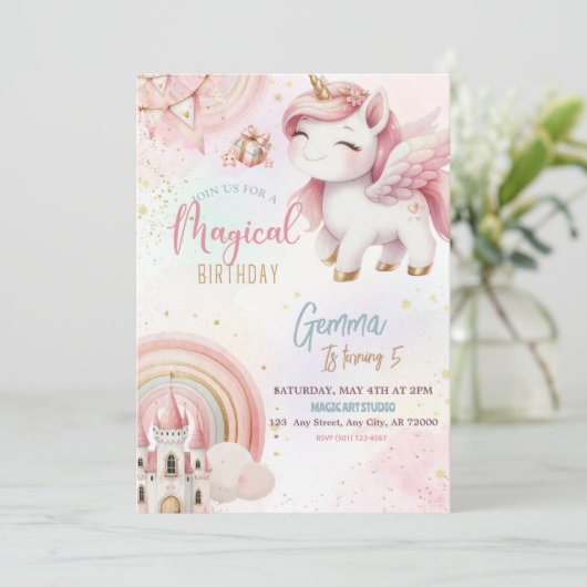 かわいいファンタジーピンク金ゴールドユニコーンキャッスル誕生日 招待状 (スタンド正面)