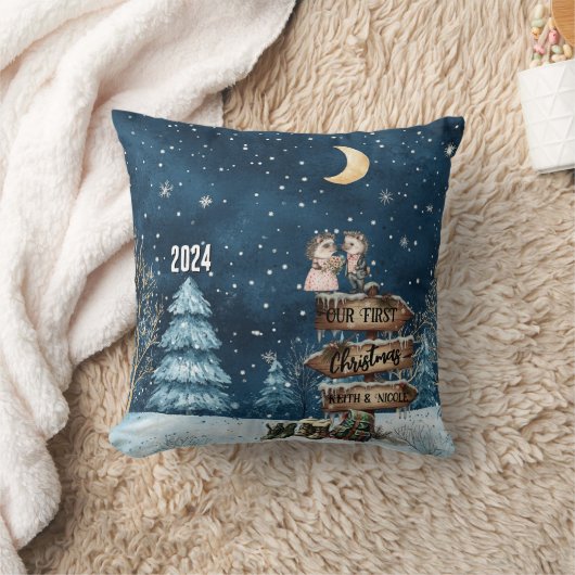 かわいいファーストクリスマスカップル新婚夫婦山 クッション (ブランケット)