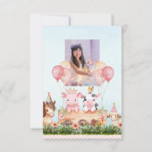かわいいファーム動物の納屋周囲の庭誕生日 招待状 (裏面)