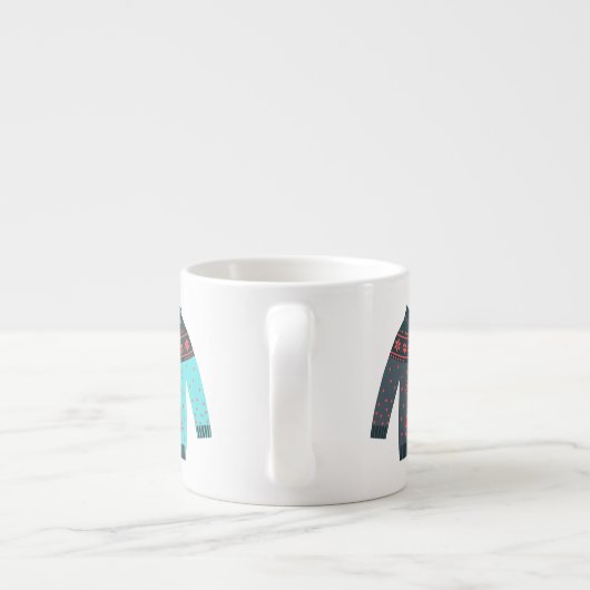 かわいいフェスティバル醜いセーター居心地の良いクリスマス エスプレッソカップ (裏面)