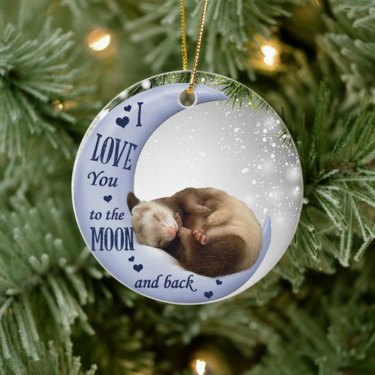かわいいフェレット眠る愛の月の背中の動物 セラミックオーナメント (ツリー)