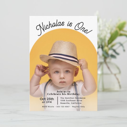 かわいいフォトアーチこども誕生日パーティー 招待状 (スタンド正面)