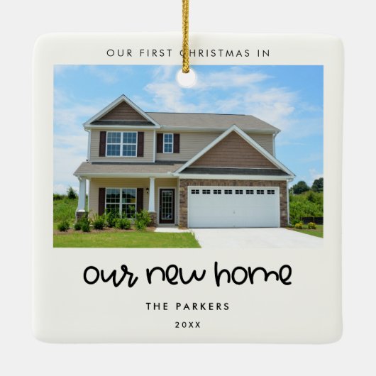かわいいフォント初めてのクリスマスが新しい家に セラミックオーナメント (裏面)