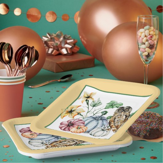 かわいいフクロウと秋カボチャ ペーパープレート (複数)