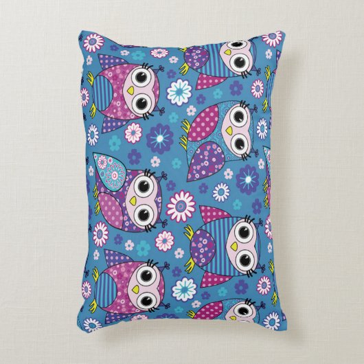 かわいいフクロウと花 アクセントクッション (正面(垂直))
